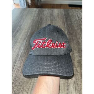 Titleist  Gray pattern Adjustable Golf Hat/Cap Red Logo